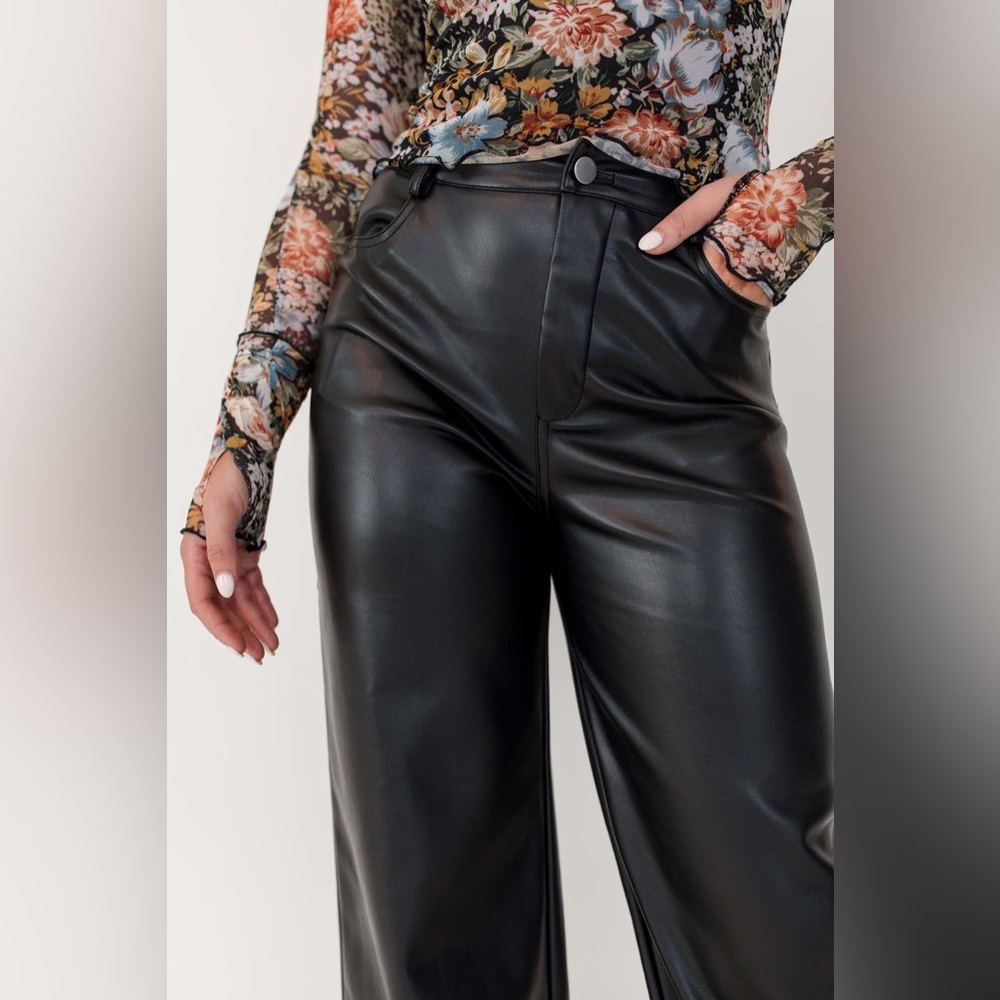 Vici Black Wide Leg Pants
